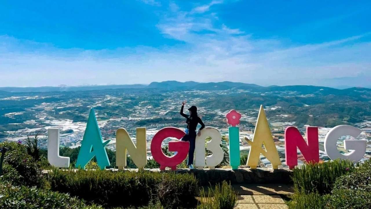 Phong cảnh Langbiang Đà Lạt